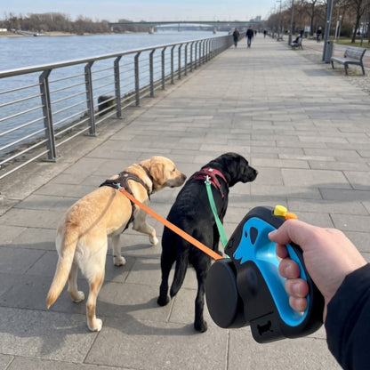 Woofidoo Retractable Leash for Two Dogs
