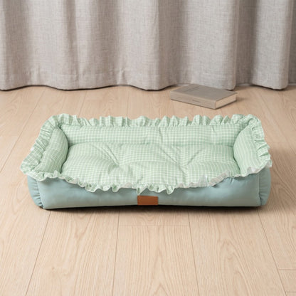 Woofidoo Gingham Ruffle Pet Bed
